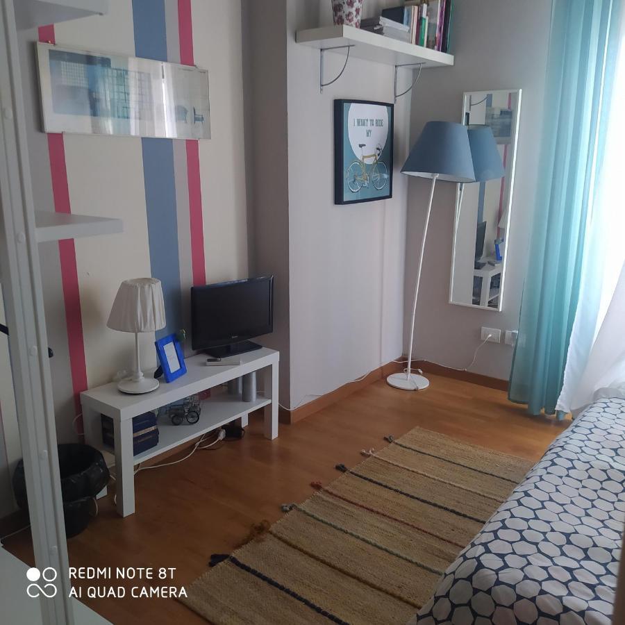 Room In Private Apartment Florence Extérieur photo